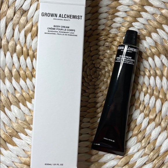Grown Alchemist Cream Body Moisturizer - 30ml - NOB - Picture 2 of 3